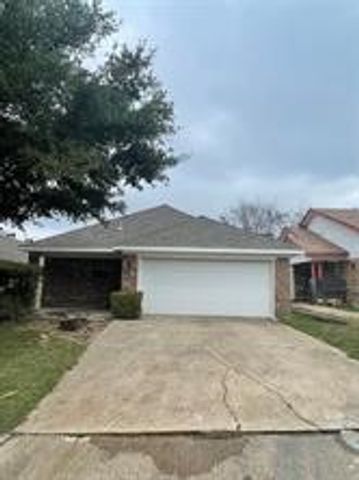 5412 Village Green Drive, Mesquite, TX 75150