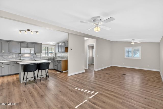 11275 N 99TH Avenue 13, Peoria, AZ 85345