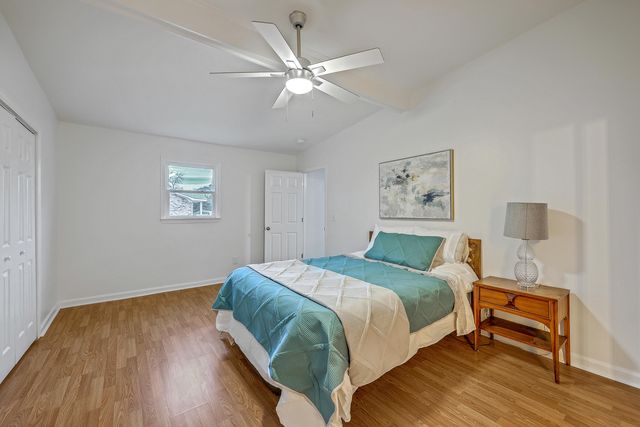 233 N Pandora Drive, Goose Creek, SC 29445