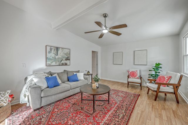 233 N Pandora Drive, Goose Creek, SC 29445