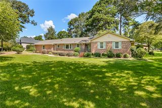 900 Meadow Lane, Anderson, SC 29621