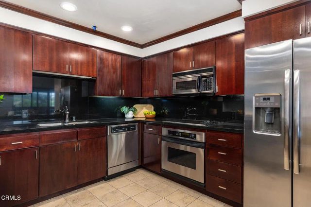 10445 Wilshire Boulevard 604, Los Angeles, CA 90024