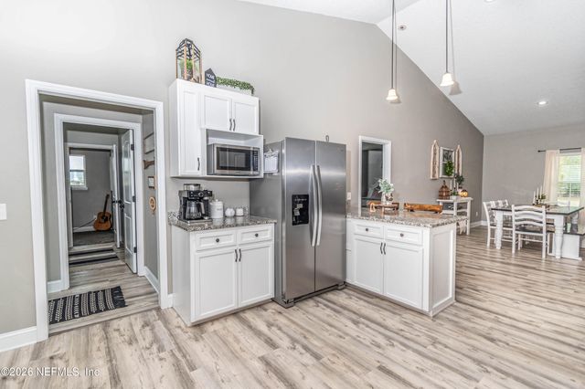 11630 SILVER MEADOW Drive, Glen St. Mary, FL 32040