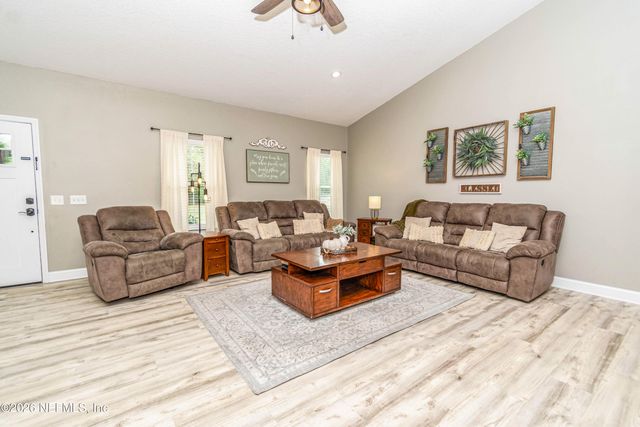 11630 SILVER MEADOW Drive, Glen St. Mary, FL 32040