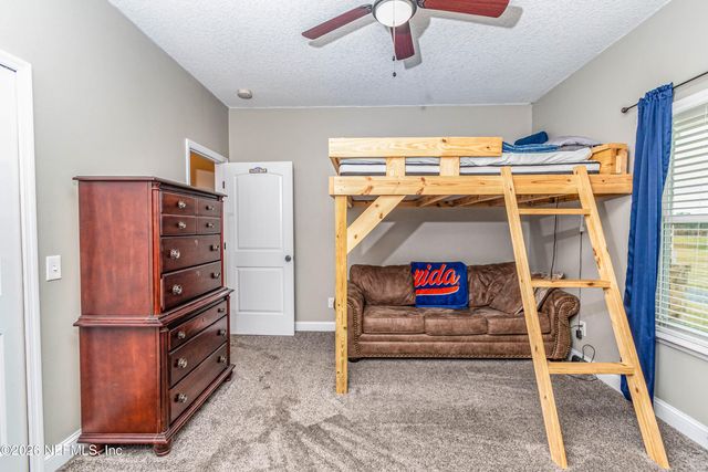 11630 SILVER MEADOW Drive, Glen St. Mary, FL 32040