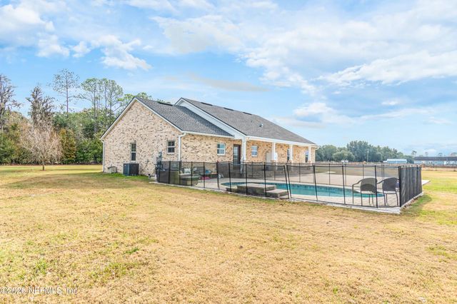 11630 SILVER MEADOW Drive, Glen St. Mary, FL 32040