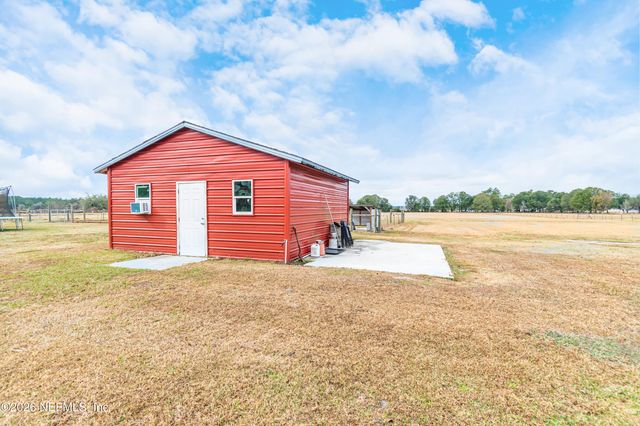 11630 SILVER MEADOW Drive, Glen St. Mary, FL 32040