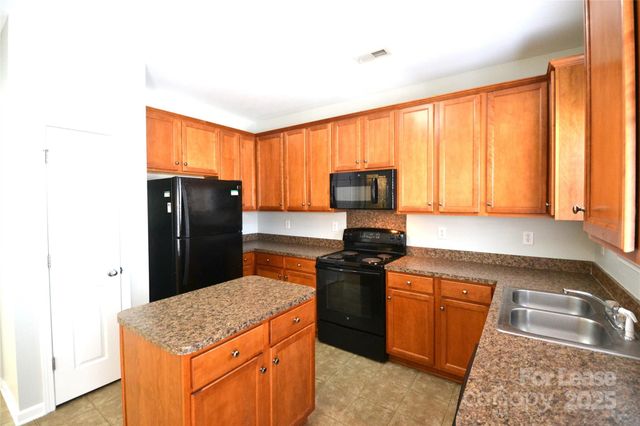 13363 Calloway Glen Drive, Charlotte, NC 28273