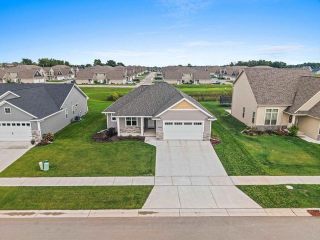 W6529 E STEAMBOAT LANE, Appleton, WI 54115