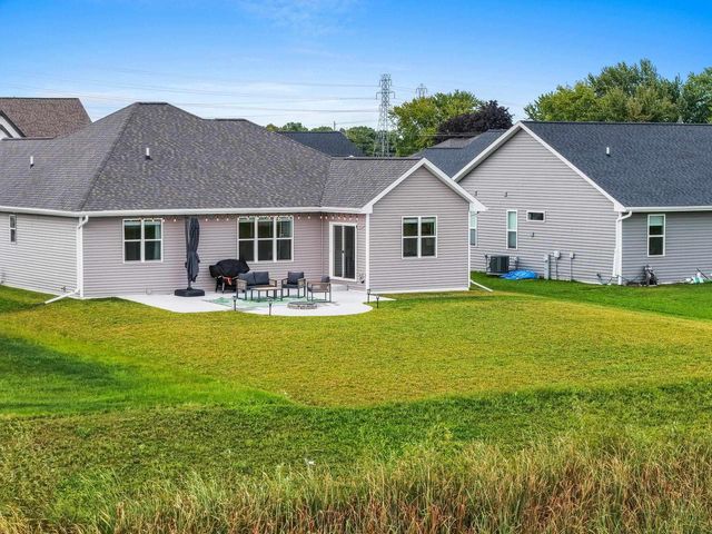 W6529 E STEAMBOAT LANE, Appleton, WI 54115