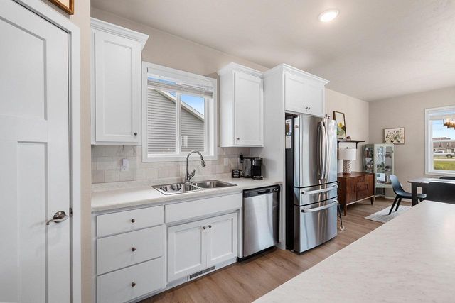 W6529 E STEAMBOAT LANE, Appleton, WI 54115