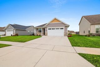 W6529 E STEAMBOAT LANE, Appleton, WI 54115