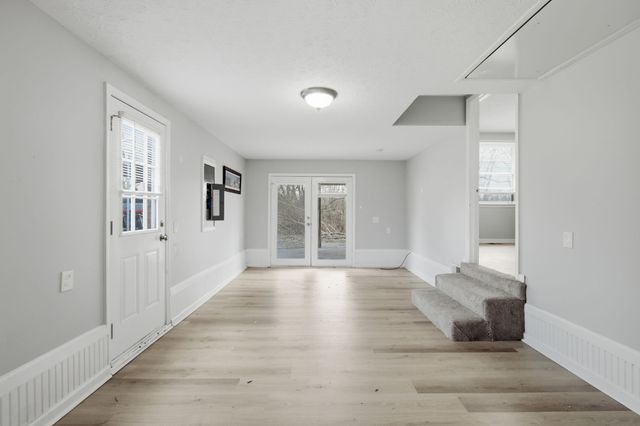 235 Southburn Dr, Hendersonville, TN 37075