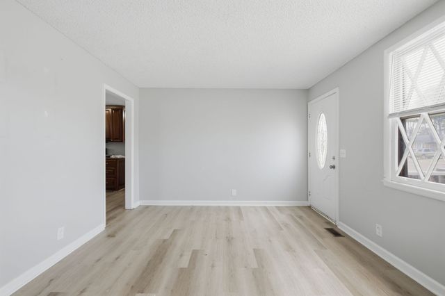 235 Southburn Dr, Hendersonville, TN 37075