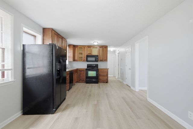 235 Southburn Dr, Hendersonville, TN 37075