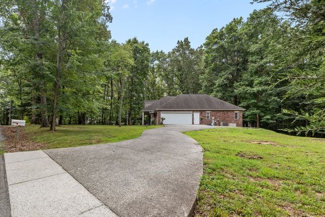 1019 Morningside Dr, Kingston Springs, TN 37082