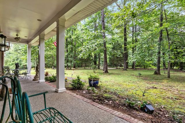 1019 Morningside Dr, Kingston Springs, TN 37082