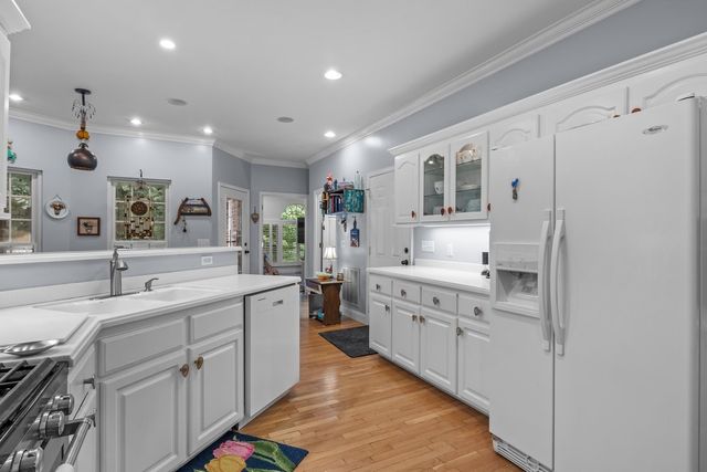 1019 Morningside Dr, Kingston Springs, TN 37082