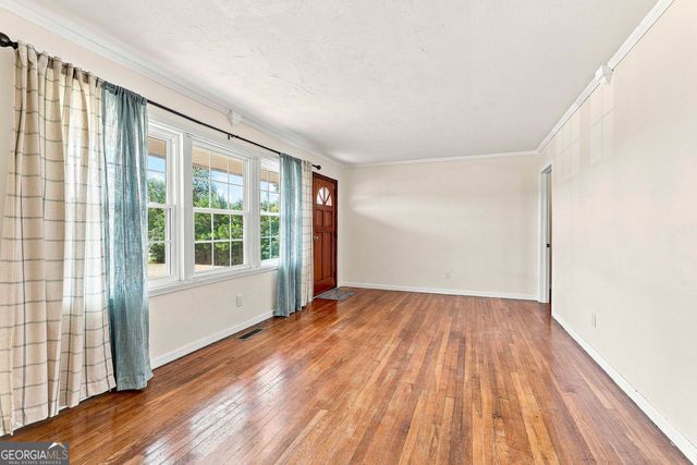 209 Lagrange Street, Newnan, GA 30263