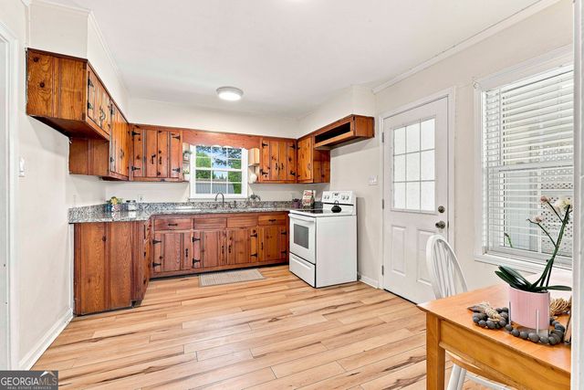 209 Lagrange Street, Newnan, GA 30263