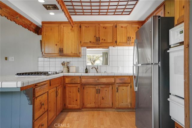 18309 Purche Avenue, Torrance, CA 90504