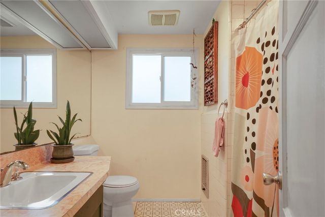 18309 Purche Avenue, Torrance, CA 90504