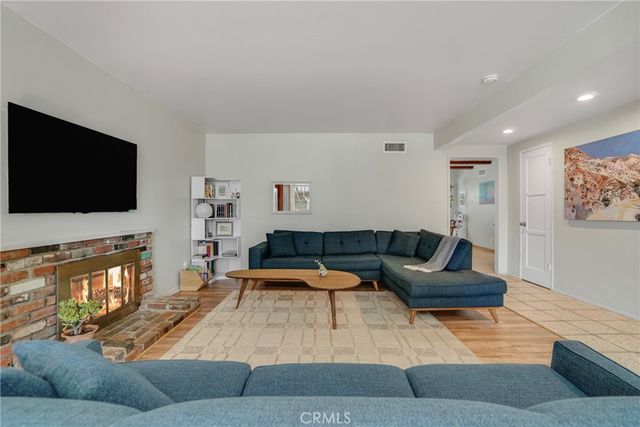18309 Purche Avenue, Torrance, CA 90504