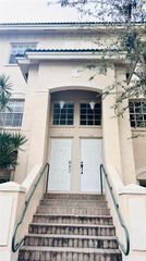 5610 NW 114th Pl 205, Doral, FL 33178
