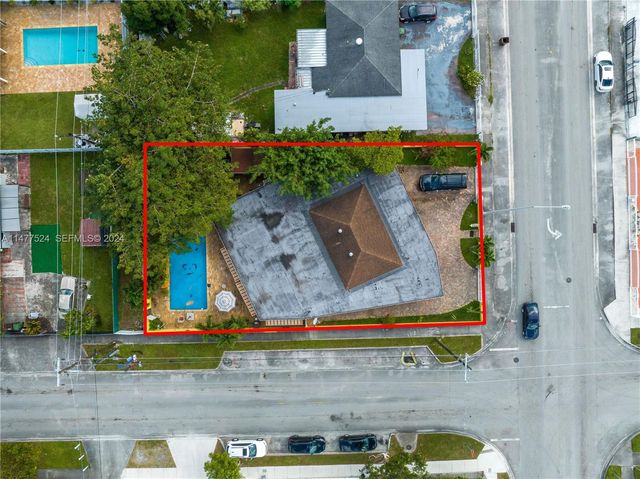 901 E 32nd Street, Hialeah, FL 33013