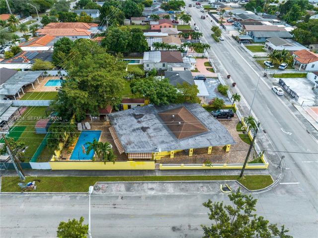 901 E 32nd Street, Hialeah, FL 33013