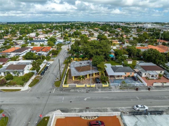 901 E 32nd Street, Hialeah, FL 33013
