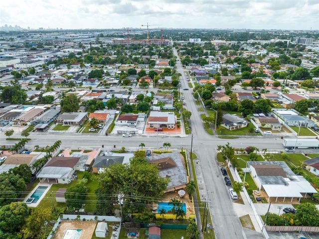 901 E 32nd Street, Hialeah, FL 33013