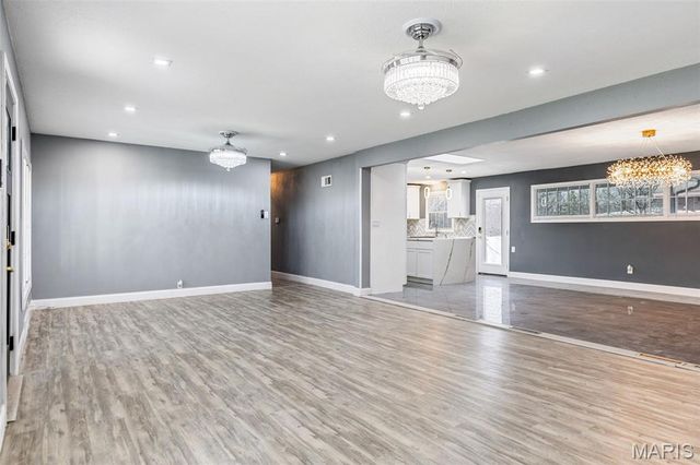 1011 Geringer Court, Ferguson, MO 63135