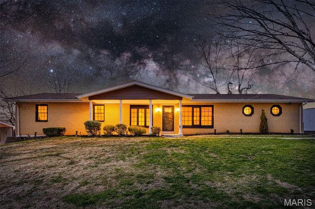 1011 Geringer Court, Ferguson, MO 63135