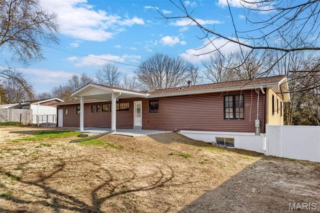 1011 Geringer Court, Ferguson, MO 63135