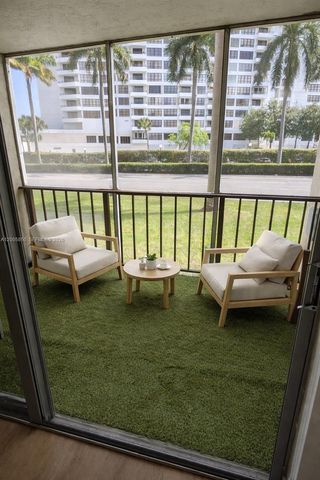 501 Three Islands Blvd 112, Hallandale Beach, FL 33009