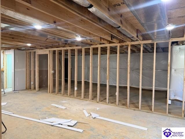 412 Woods Rd, Elizabethtown, KY 42701