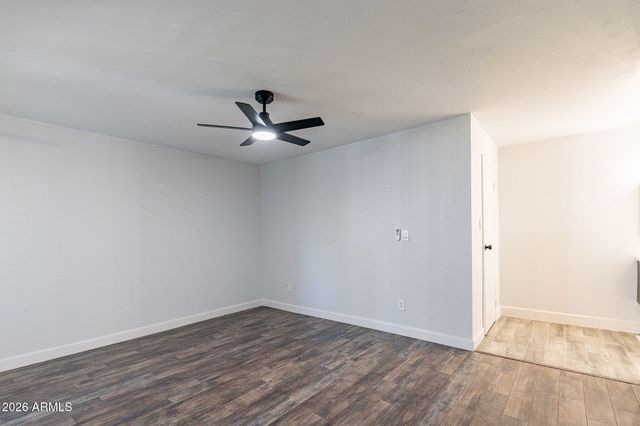4950 N MILLER Road 220, Scottsdale, AZ 85251