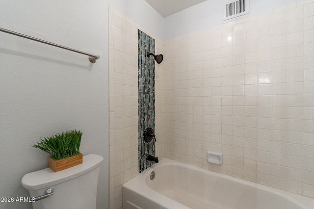 4950 N MILLER Road 220, Scottsdale, AZ 85251