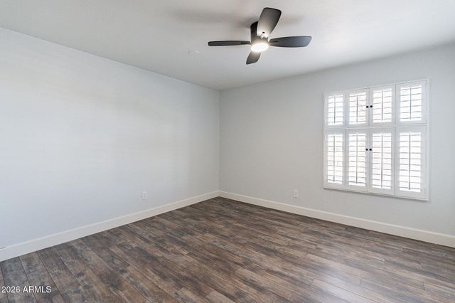 4950 N MILLER Road 220, Scottsdale, AZ 85251