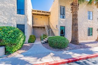 4950 N MILLER Road 220, Scottsdale, AZ 85251