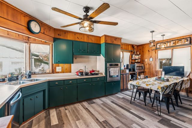 316 E Jackson Avenue, Des Moines, IA 50315