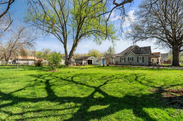 316 E Jackson Avenue, Des Moines, IA 50315