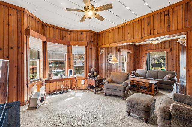 316 E Jackson Avenue, Des Moines, IA 50315