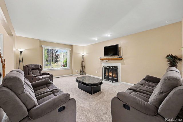 24535 Jason Drive, Brownstown Charter Township, MI 48134