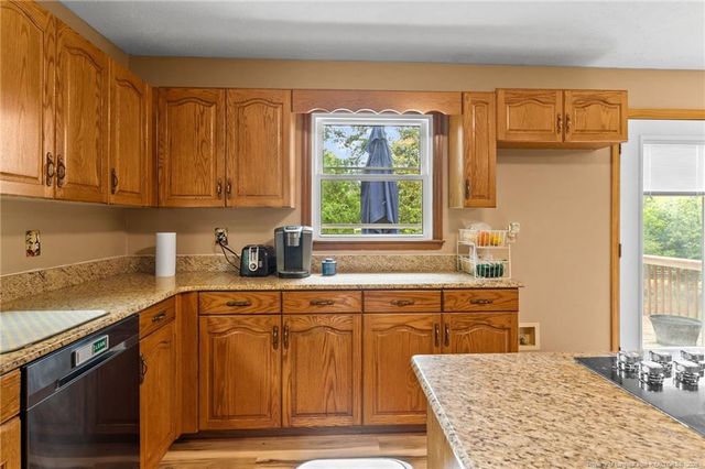 724 Galloway Drive, Fayetteville, NC 28303