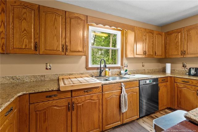724 Galloway Drive, Fayetteville, NC 28303