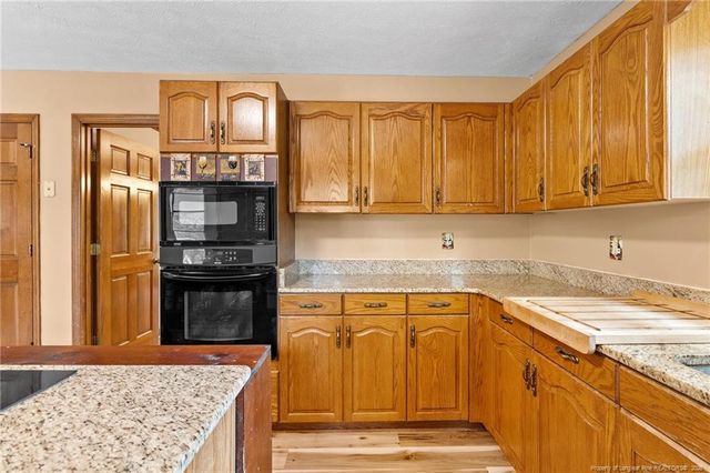 724 Galloway Drive, Fayetteville, NC 28303