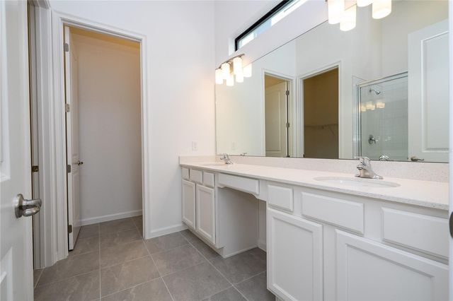 5674 HIGH SEAS DRIVE, Orlando, FL 32821