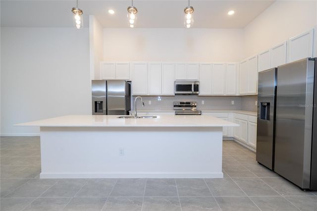 5674 HIGH SEAS DRIVE, Orlando, FL 32821